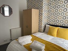 Charming 2-bed House in Wavertree Liverpool