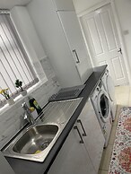 Charming 2-bed House in Wavertree Liverpool