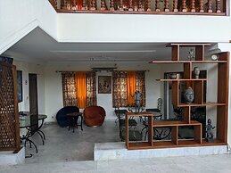 Veronica Guest House