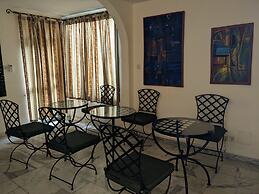 Veronica Guest House