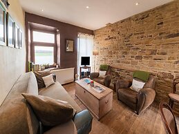 Holiday Home in Tinlot Near Forest