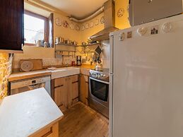Holiday Home in Tinlot Near Forest