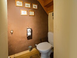 Holiday Home in Tinlot Near Forest