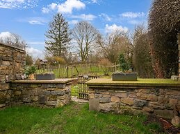 Holiday Home in Tinlot Near Forest