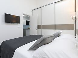 Apartment M&J - Comfort Two Bedroom Apartment With Terrace and Sea Vie