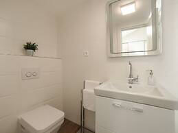 Apartment M&J - Comfort Two Bedroom Apartment With Terrace and Sea Vie