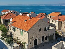 Apartment M&J - Comfort Two Bedroom Apartment With Terrace and Sea Vie