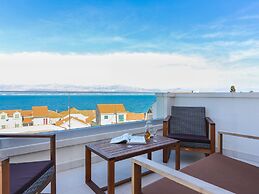 Apartment M&J - Comfort Two Bedroom Apartment With Terrace and Sea Vie
