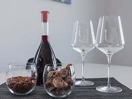 Apartment M&J - Comfort Two Bedroom Apartment With Terrace and Sea Vie