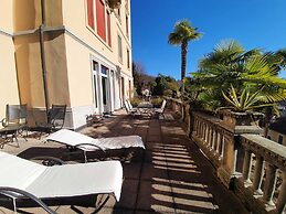 Apartment in Vignone Villa Setting