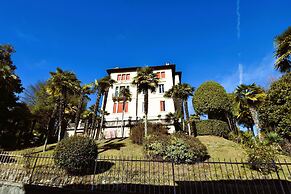 Apartment in Vignone Villa Setting