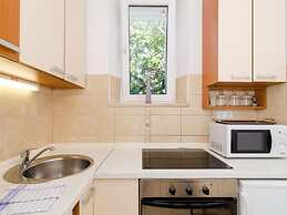 Apartments and Room Frane - Studio With Terrace