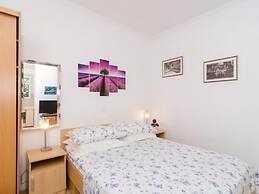 Apartments and Room Frane - Studio With Terrace