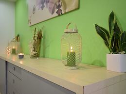 Lovely Holiday Home in Gros Chene With Bubble Bath