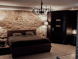 Castle Le Chateau de Balmoral for 22 Persons