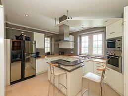 Castle Le Chateau de Balmoral for 22 Persons