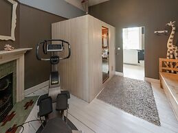 Castle Le Chateau de Balmoral for 22 Persons