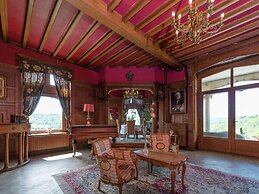 Castle Le Chateau de Balmoral for 22 Persons