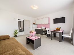 Villa Kabalero - Four-bedroom Villa With Private Pool