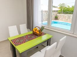 Villa Kabalero - Four-bedroom Villa With Private Pool