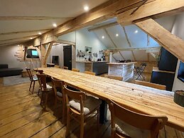 Spacious Holiday Home in Mayrhofen With hot tub