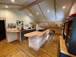 Spacious Holiday Home in Mayrhofen With hot tub