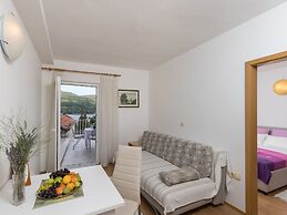 Apartments & Room Eva Slano - One Bedroom Apartment With Terrace a