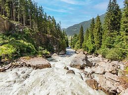 Modern Apartment in the Otztal