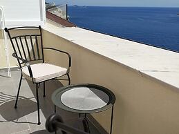 Apartments Horizon - Double Room With Balcony and Sea View