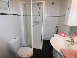 Beautiful Holiday Home Near Horse Farm