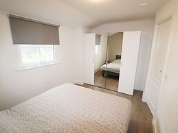 Beautiful Holiday Home Near Horse Farm