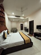 Hotel Akanksha