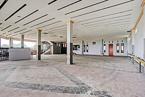 OYO 90396 The Halona Villa Batu