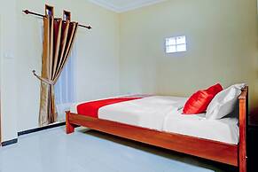 OYO Life 90472 Villa Dua Dua