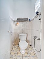 OYO Life 90472 Villa Dua Dua