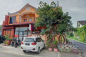 Super OYO 90488 Harwin Homestay