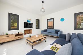 Villa Petra in Afrato