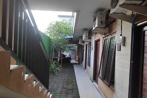 SPOT ON 90962 Sedana House