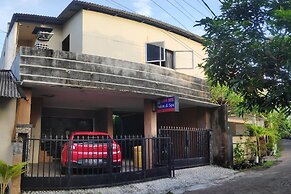 SPOT ON 90962 Sedana House