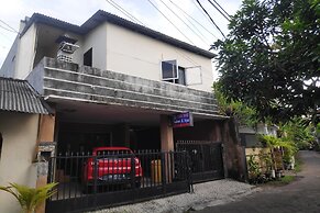 SPOT ON 90962 Sedana House