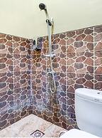 OYO Life 90879 Ara Predator Funpark