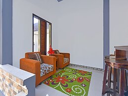 OYO 91192 Homestay Antara