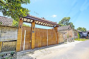 OYO 92367 Garuda Homestay Syariah