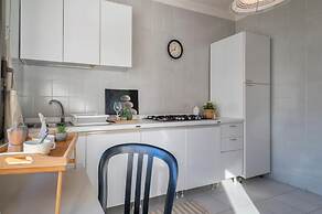 Sardinia RE - Flavia s Flat - Free Parking