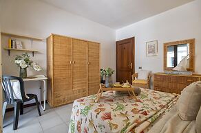 Sardinia Re - Francesca s Apartment