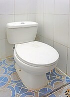 OYO 91588 Ananda Guest House Batu