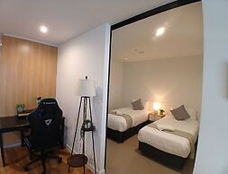 ReadySet Apartment at Midtown