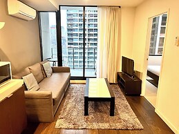ReadySet Apartment at Midtown