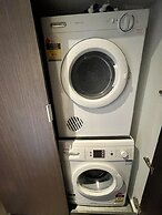 ReadySet Apartment at Midtown