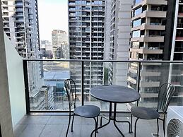 ReadySet Apartment at Midtown